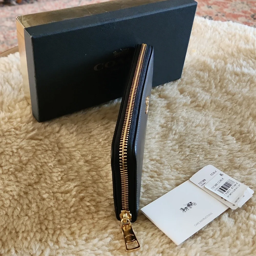 NWT IOB Coach Black Smooth Leather Slim Accordian Zippered Wallet 🖤💛🎁 - Picture 4 of 16